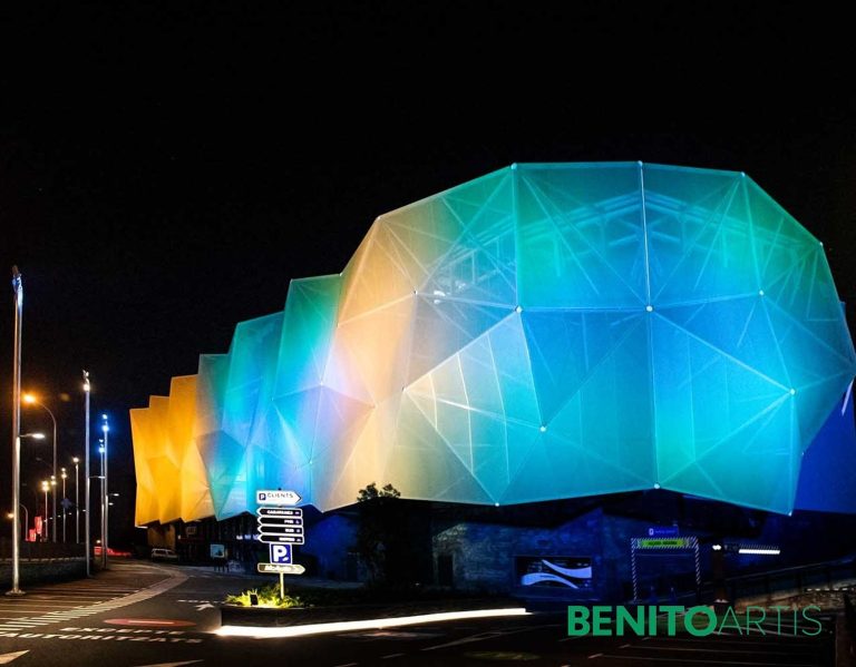 Kunst am Bau und für den öffentlichen Raum kaufen